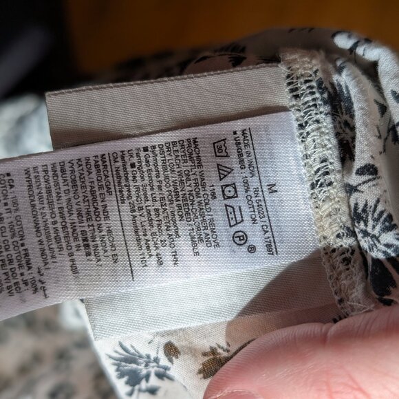 Flowy GAP Boho Top - Picture 6 of 6